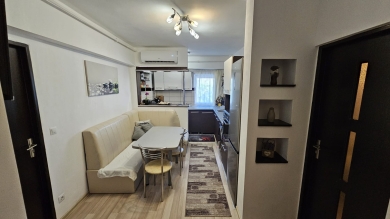 Apartament 2 camere decomandat, etaj 2, Sensul Vechi, utilat, parcare