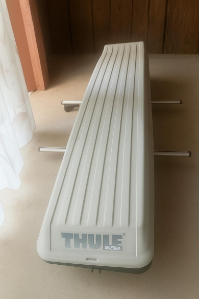 Cutie Portbagaj masina Thule