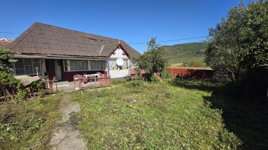 Vând Casă la Țară