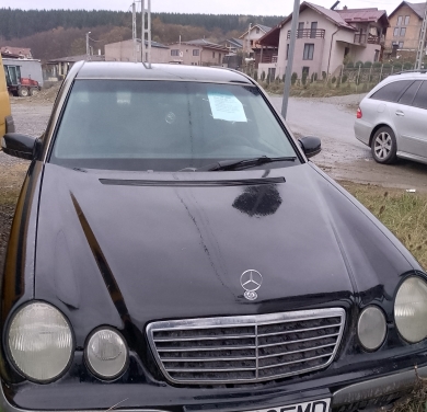 Vand Mercedes w 210  an 2000